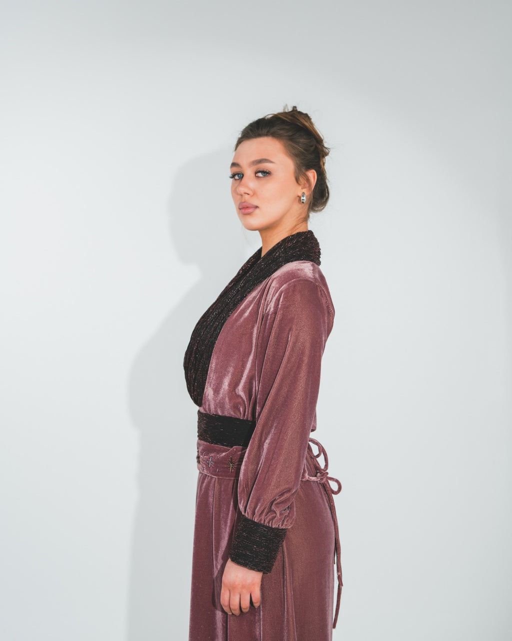 Deep Burgundy / Wine